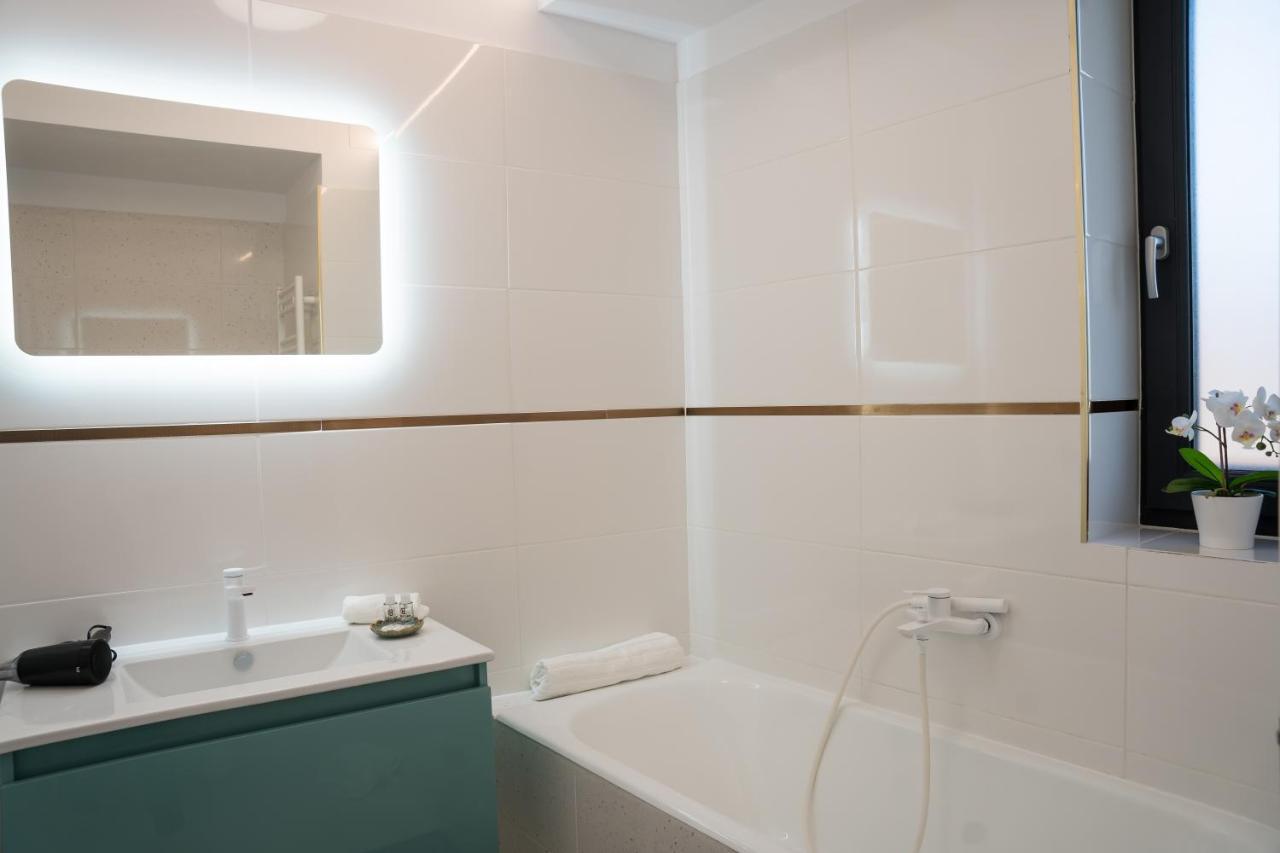 Azaleea Apartments Bucharest Exterior photo